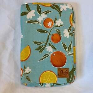 Sseko Designs Citrus Orange Print Canvas Travel Jewelry Organizer Case Clutch